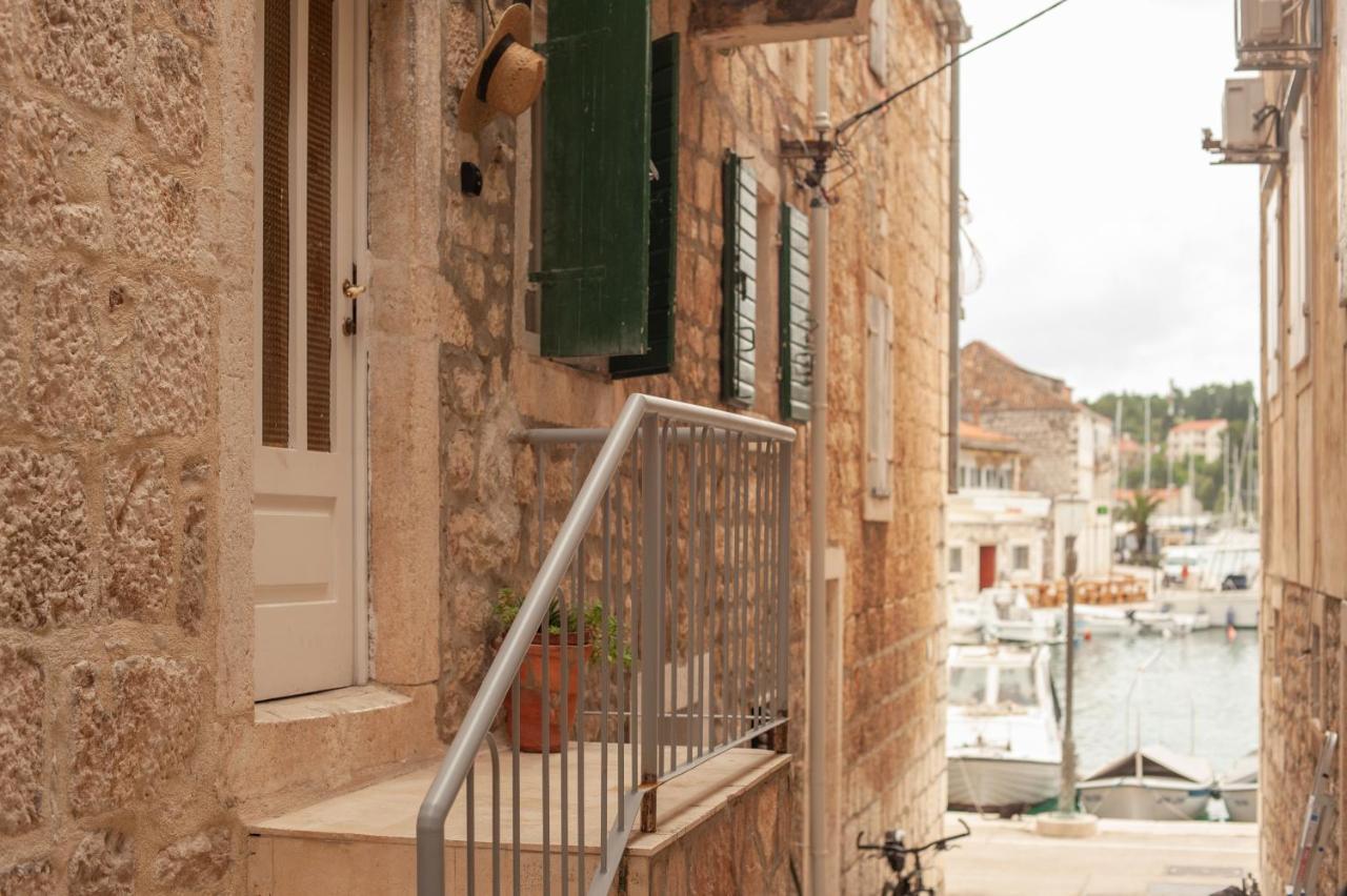 Apartamento Sketches Of Milna Milna  Exterior foto