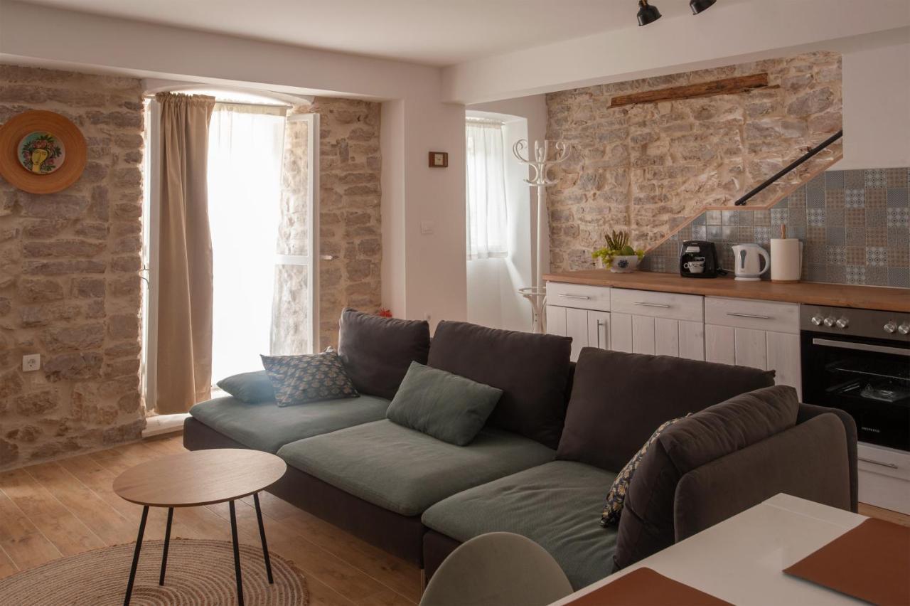 Apartamento Sketches Of Milna Milna  Exterior foto