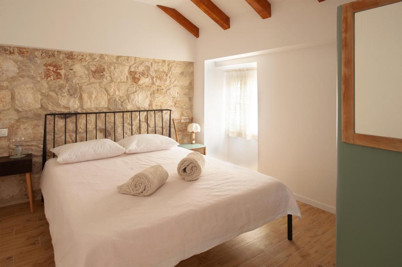 Apartamento Sketches Of Milna Milna  Exterior foto