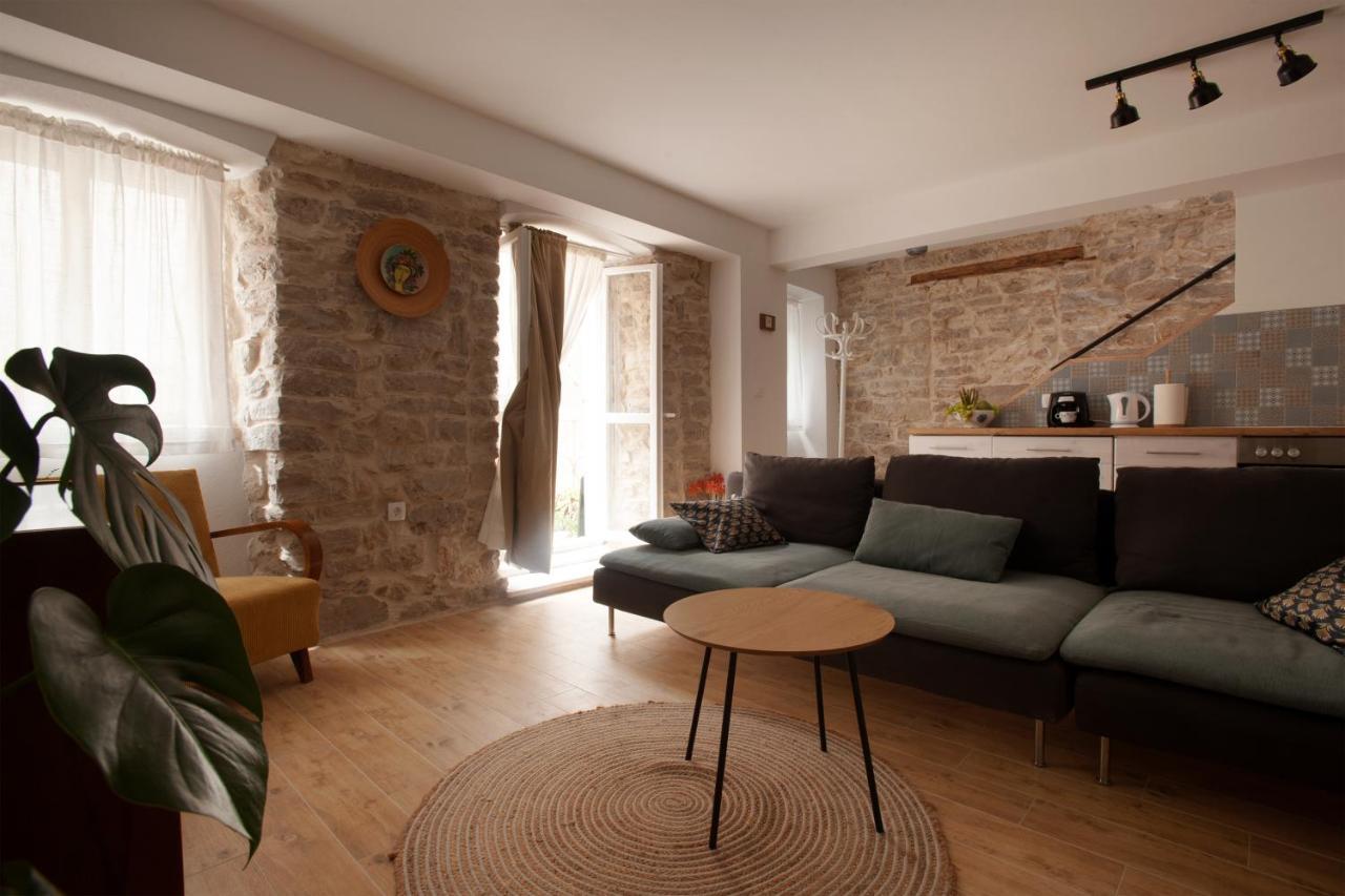 Apartamento Sketches Of Milna Milna  Exterior foto